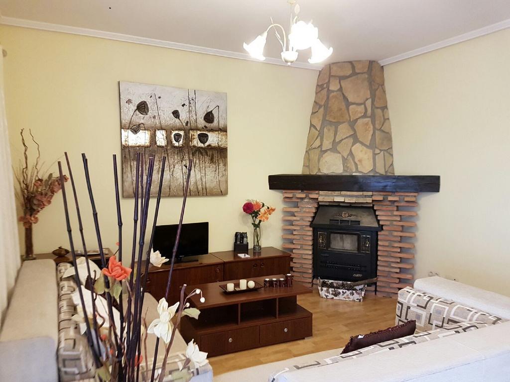 Casa Rural Claudia 阿尔巴拉辛 外观 照片