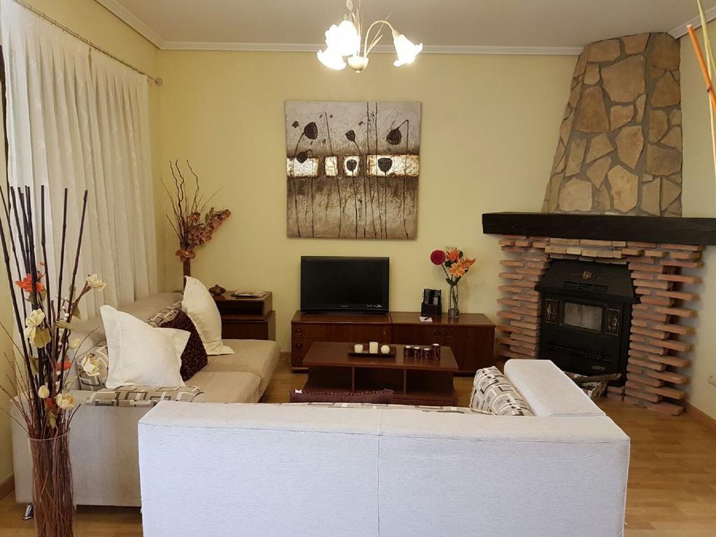 Casa Rural Claudia 阿尔巴拉辛 外观 照片