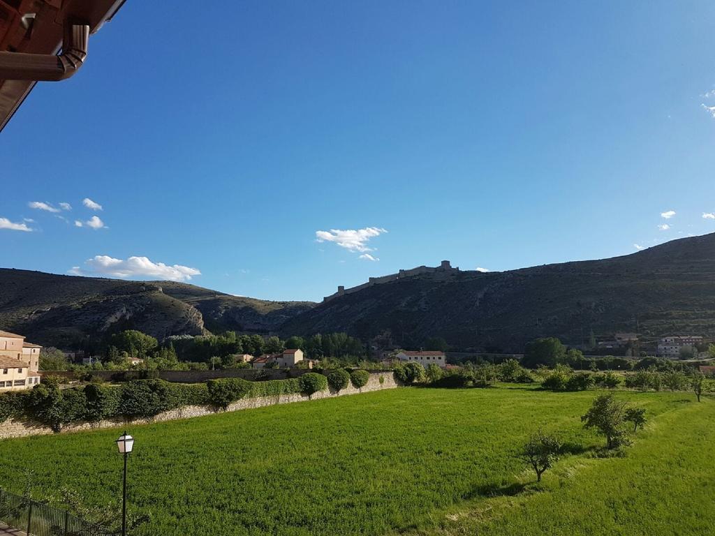Casa Rural Claudia 阿尔巴拉辛 外观 照片